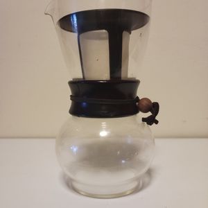 Hario Drip Pot woodneck,glass,8" tall 4" width
